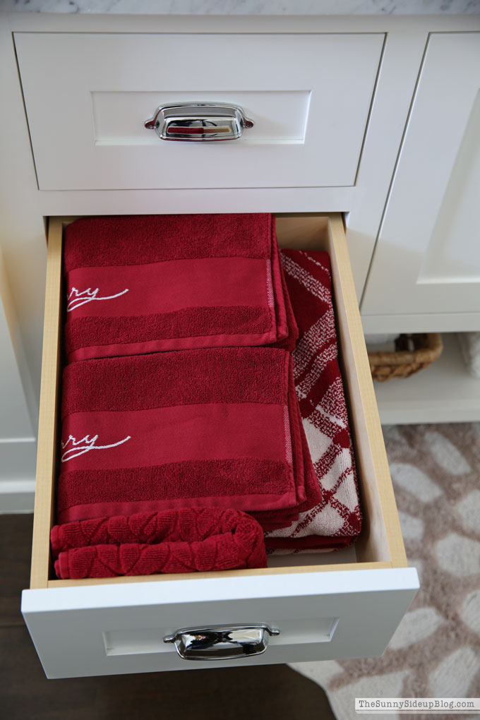 Organized Bathroom Drawers - The Sunny Side Up Blog