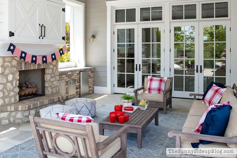 4th of July Decor & Outfits