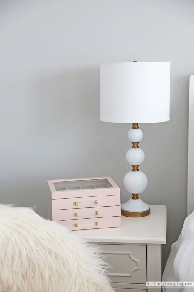 Teen bedroom update - The Sunny Side Up Blog