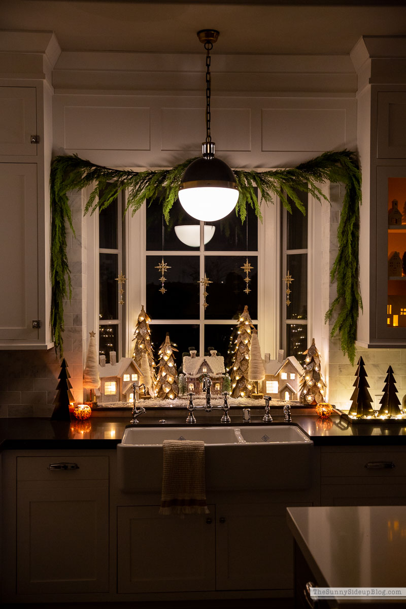 Christmas Kitchen Window (Sunny Side Up)