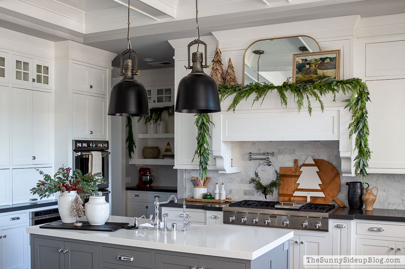 Christmas Kitchen (and new pendants!)