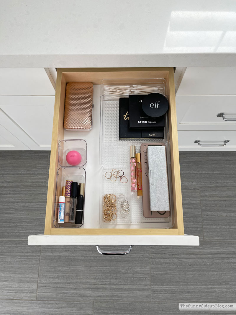 Organized Bathroom Drawers - The Sunny Side Up Blog