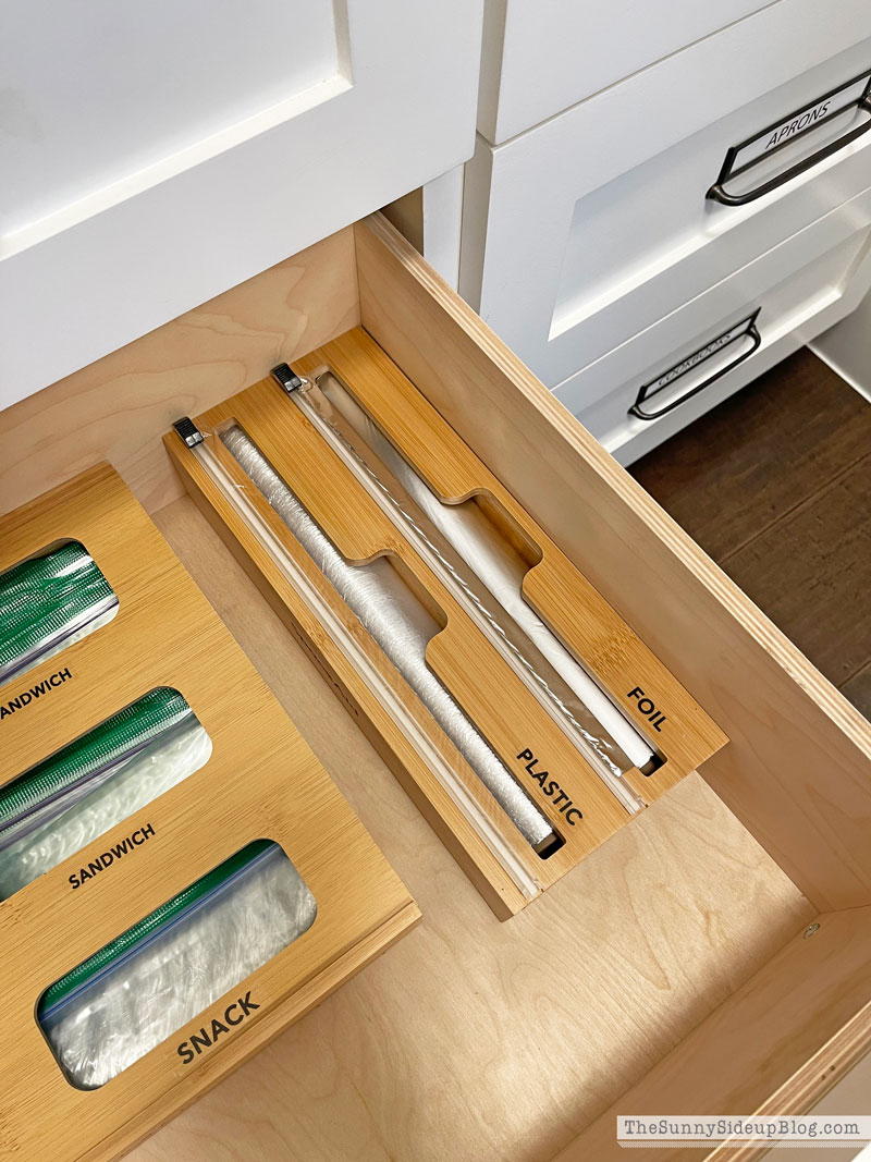 These Storage Bag Drawer Organizers Neatly Hold Your Ziploc Bags!