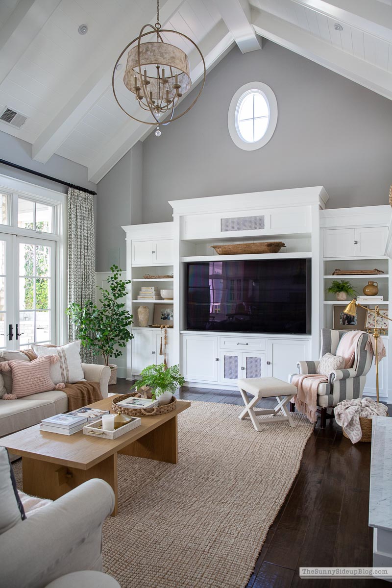 Spring Family Room (Sunny Side Up)