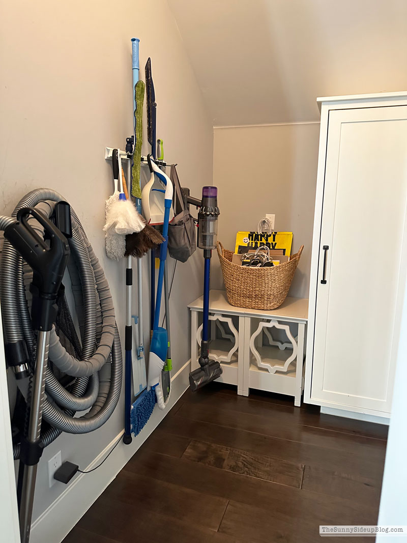 Organized Cleaning Closet - The Sunny Side Up Blog