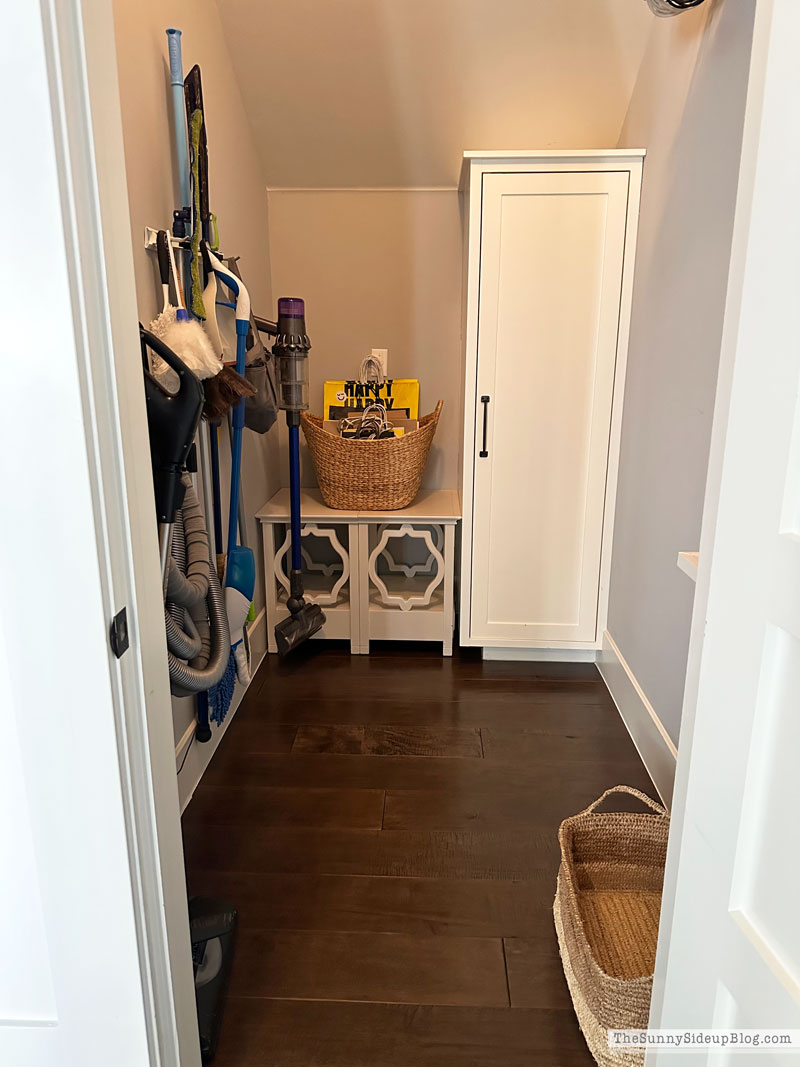 Organized Cleaning Closet - The Sunny Side Up Blog