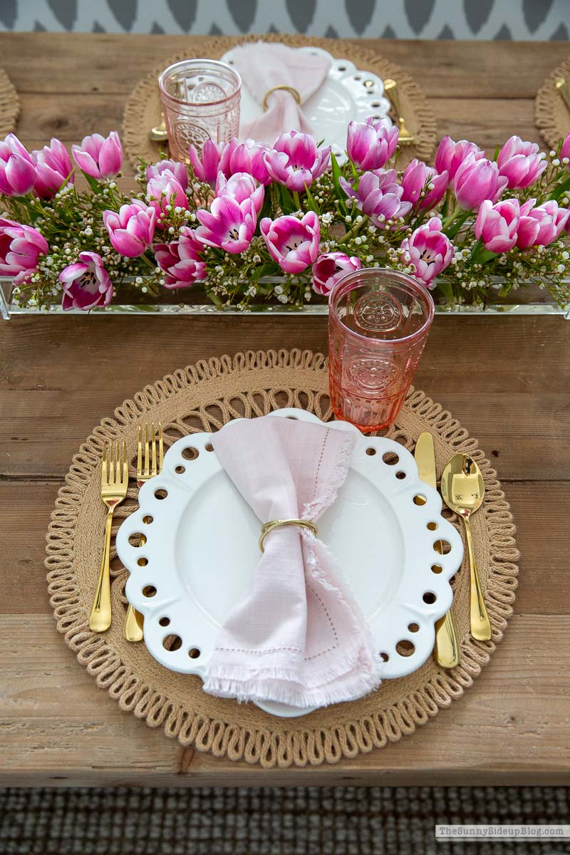 Spring Easter Table (Sunny Side Up)