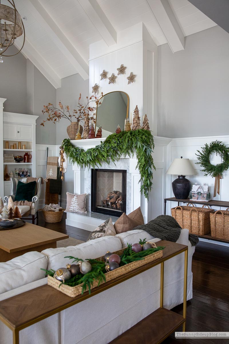 Christmas Family Room (Sunny Side Up)