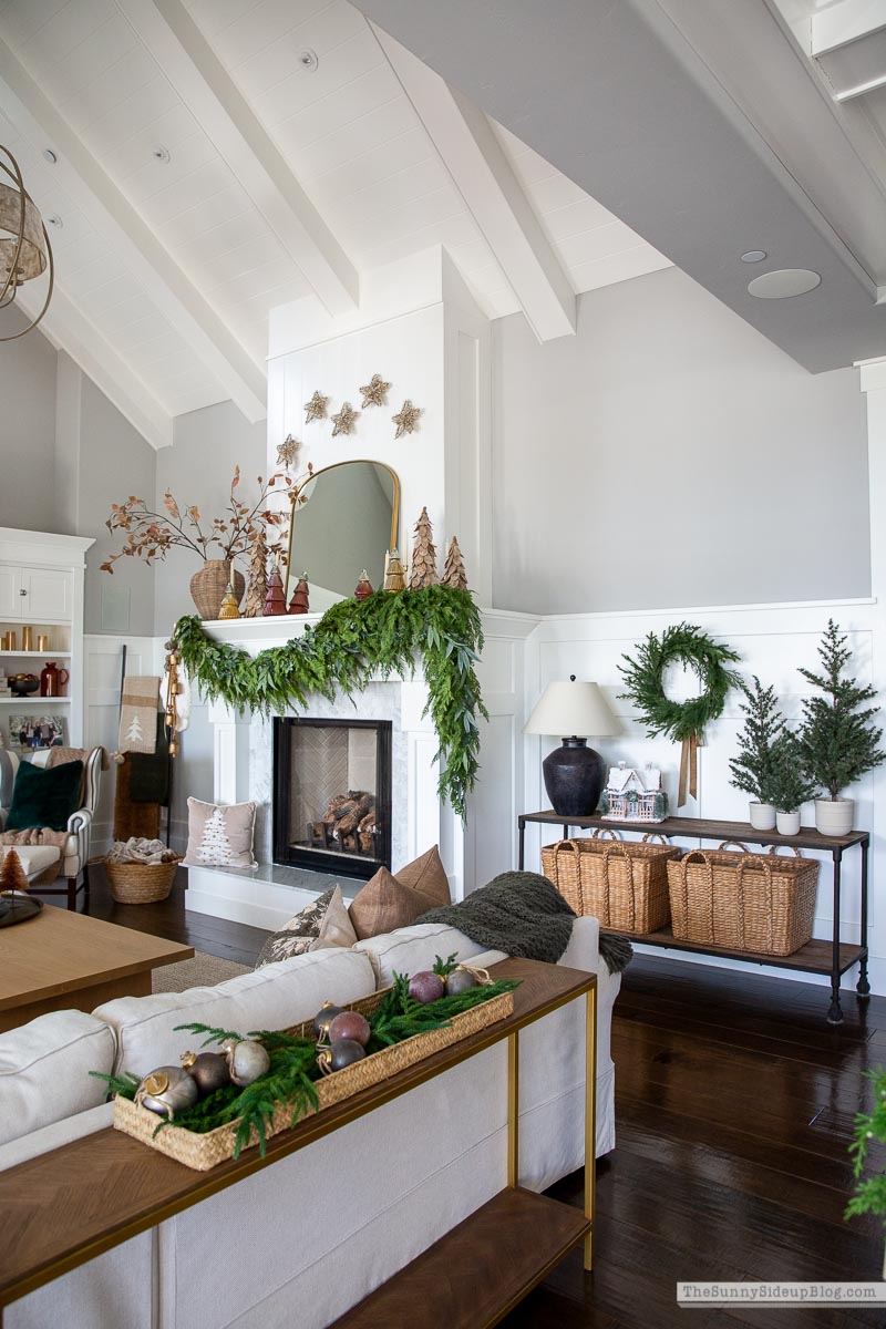 Christmas Family Room (Sunny Side Up)