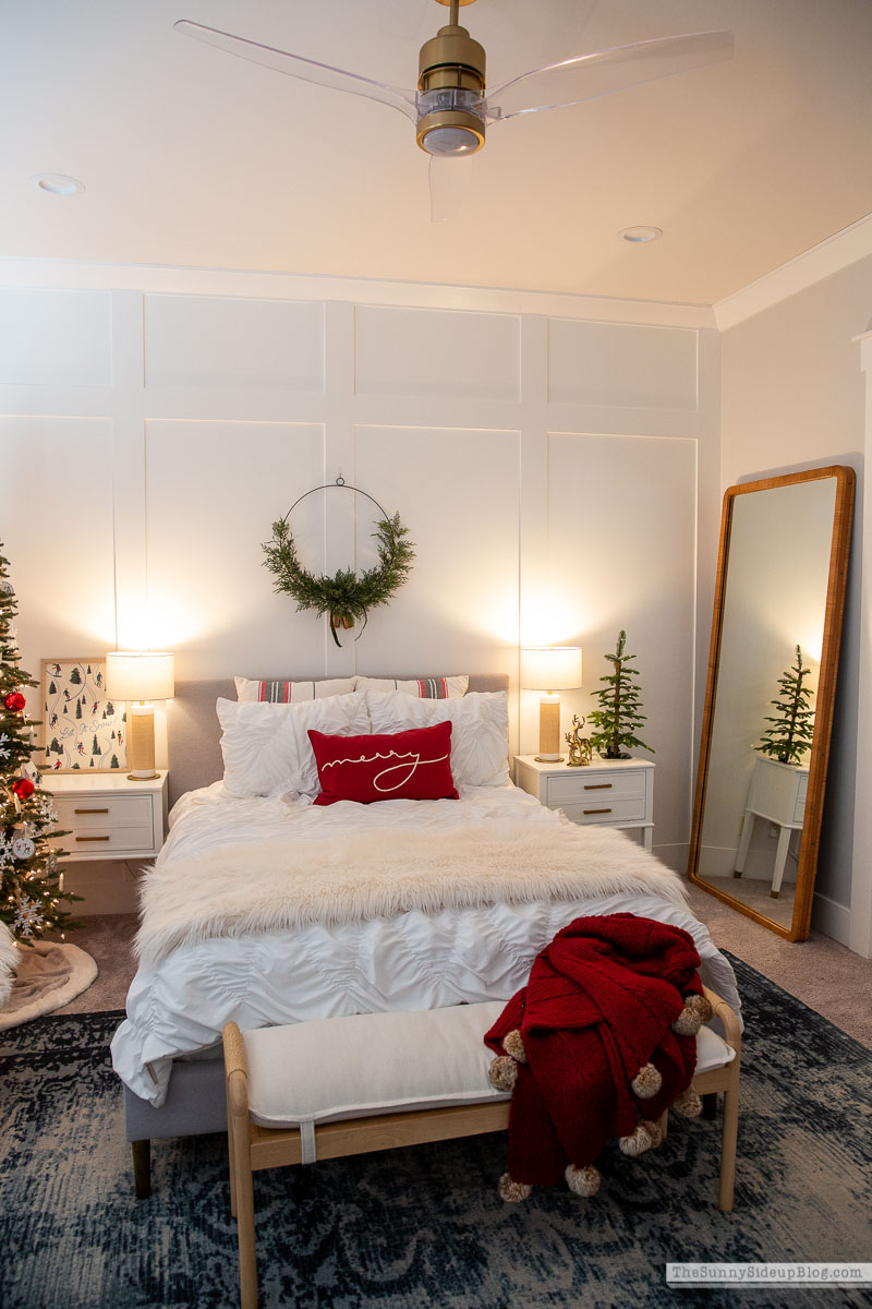 Teen Christmas Bedroom (Sunny Side Up)