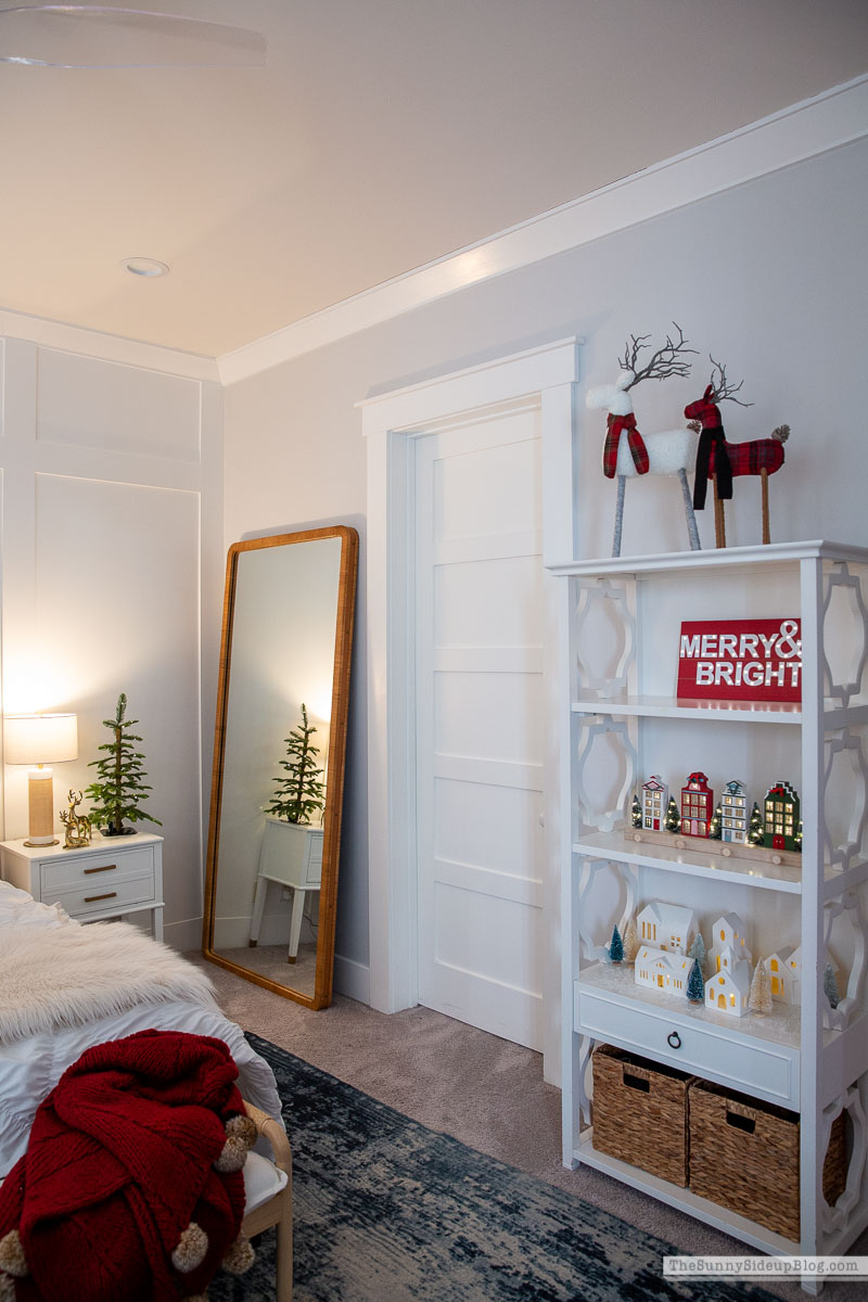 Teen Christmas Bedroom (Sunny Side Up)