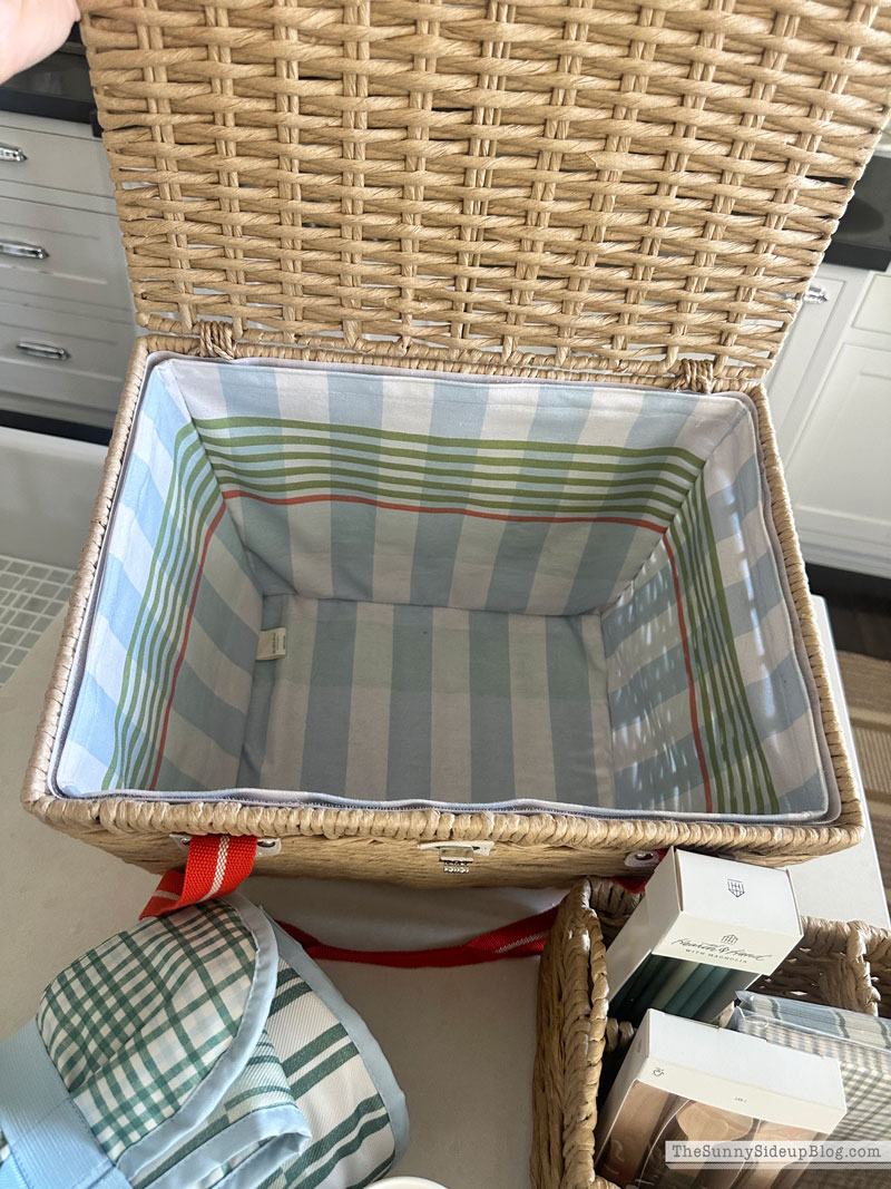 Picnic (Sunny Side Up)