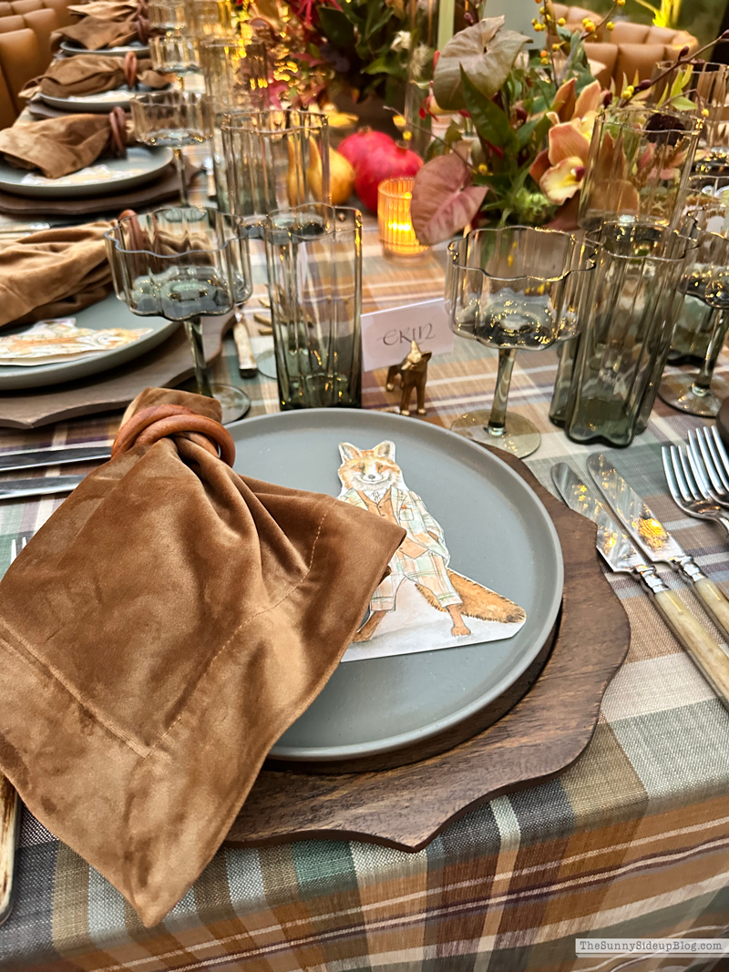 Fall/Thanksgiving Table (Sunny Side Up)
