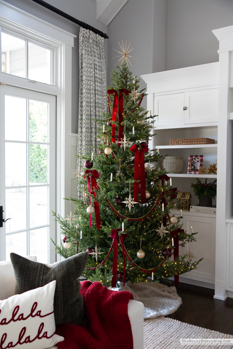 2025 Tree and Mantel! (Sunny Side Up)