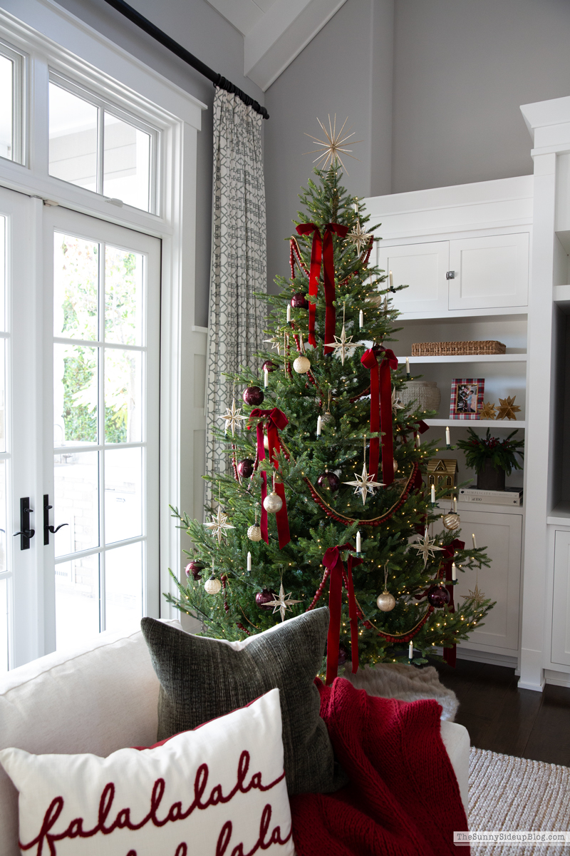 2025 Tree and Mantel! (Sunny Side Up)