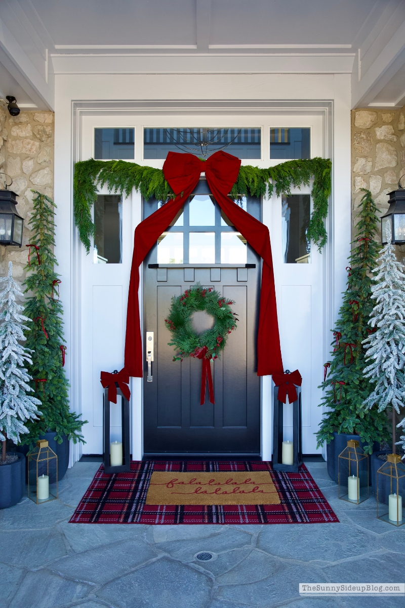 Holiday Bow Porch (Sunny Side Up)
