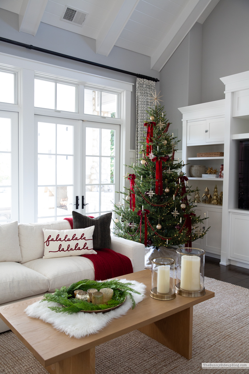 2025 Christmas Home Tour (Sunny Side Up)