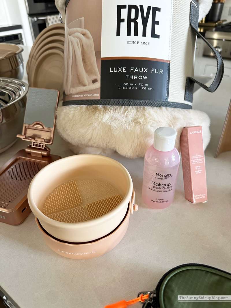 December Happenings (Sunny Side Up)