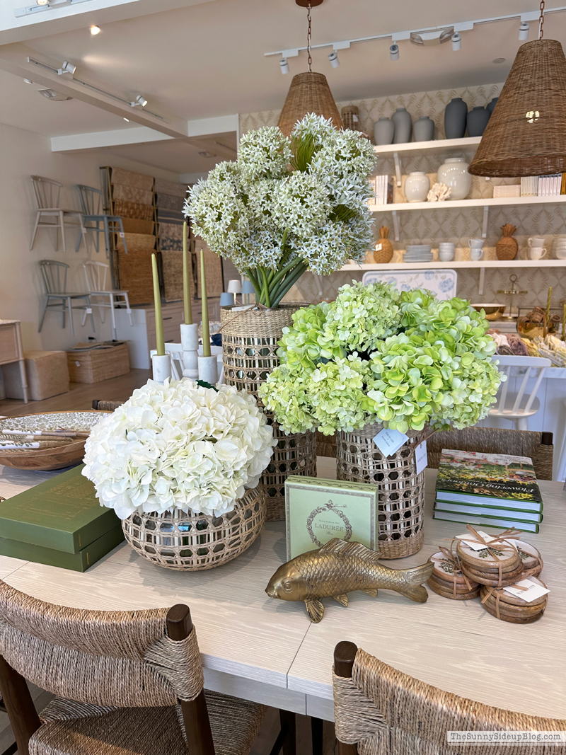 Spring Easter Table (Sunny Side Up)