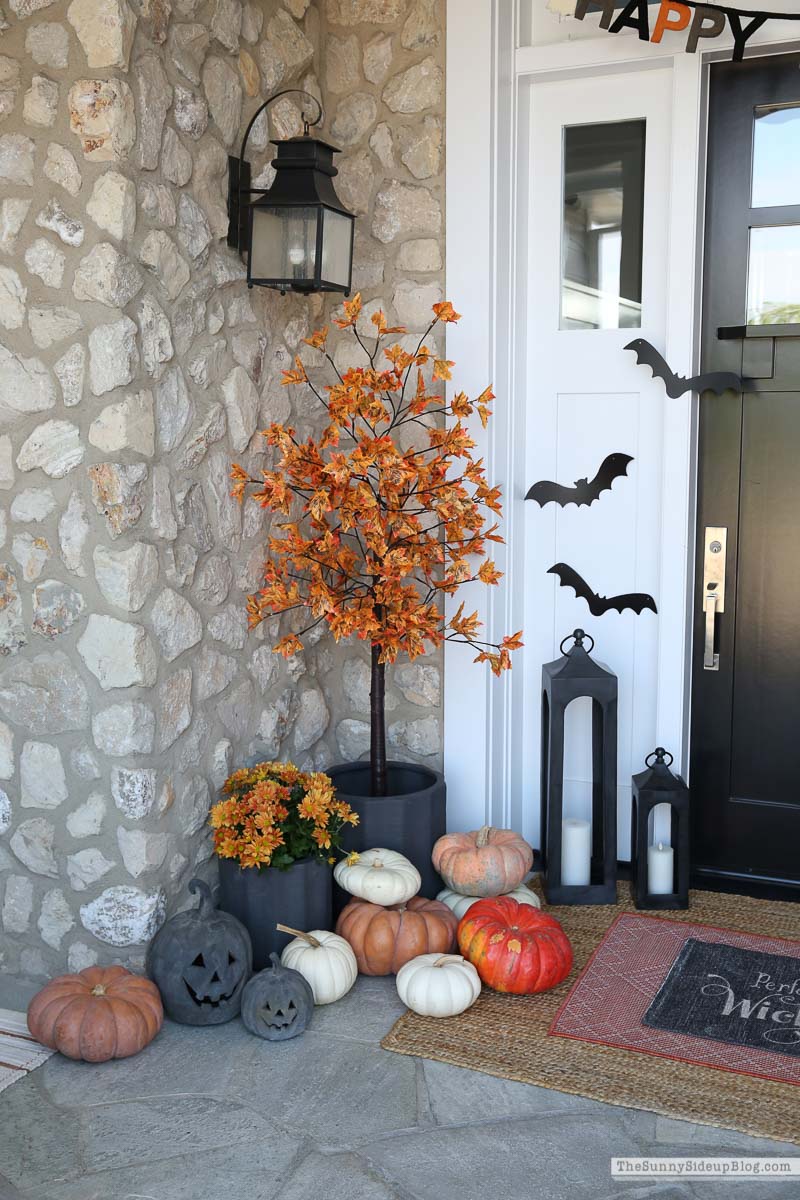Fall/Halloween Porch Ideas (Sunny Side Up)
