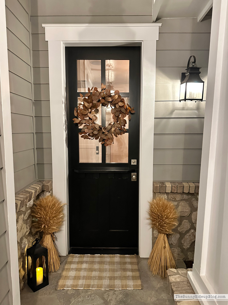 Fall/Halloween Porch Ideas (Sunny Side Up)