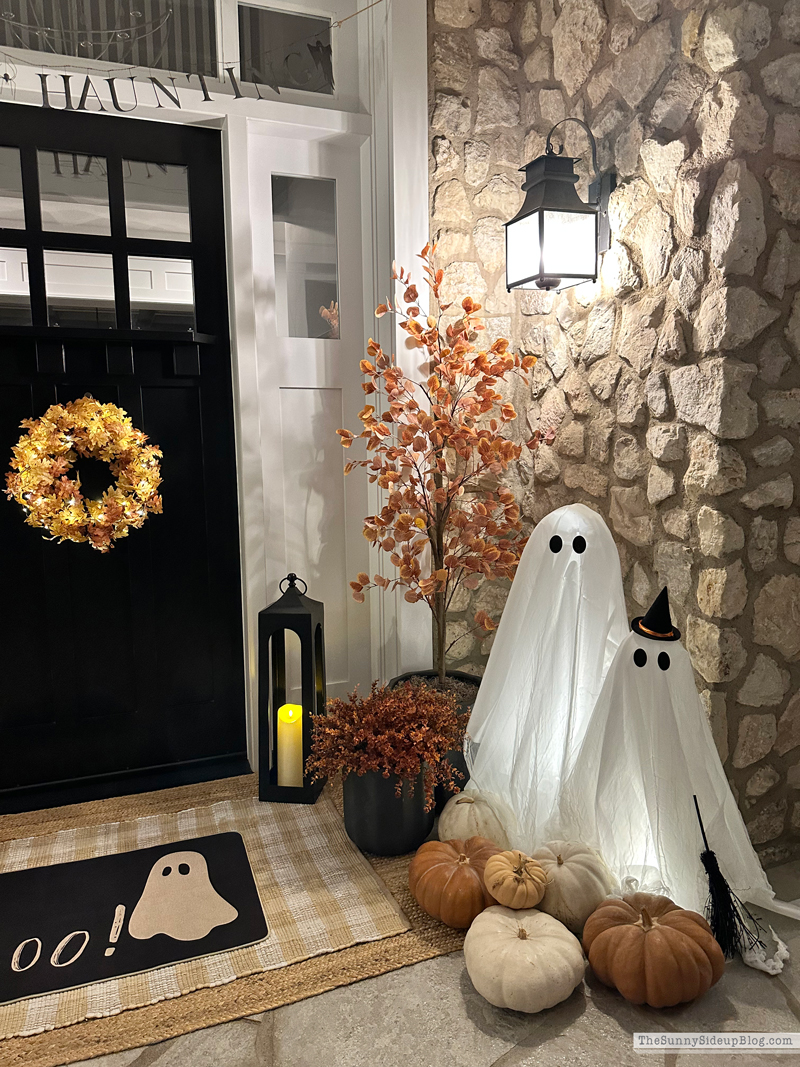 Fall/Halloween Porch Ideas (Sunny Side Up)