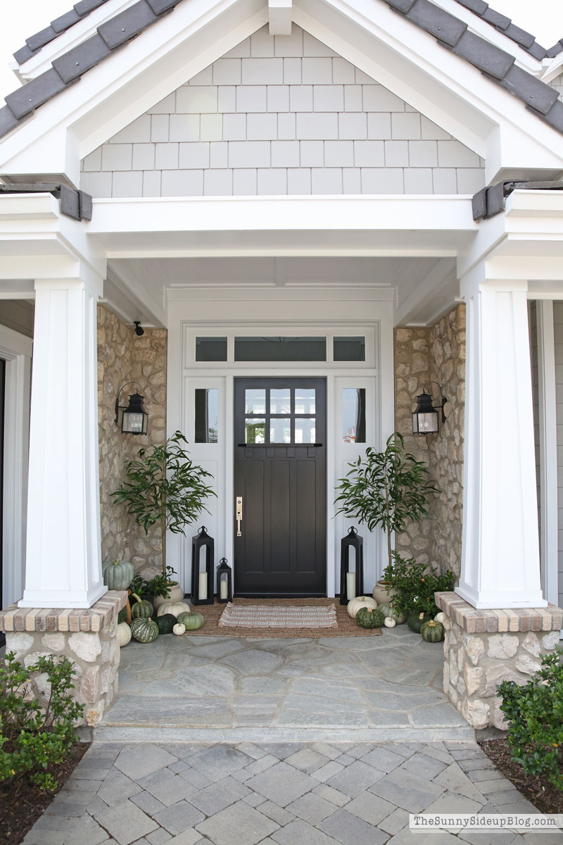 Fall/Halloween Porch Ideas (Sunny Side Up)