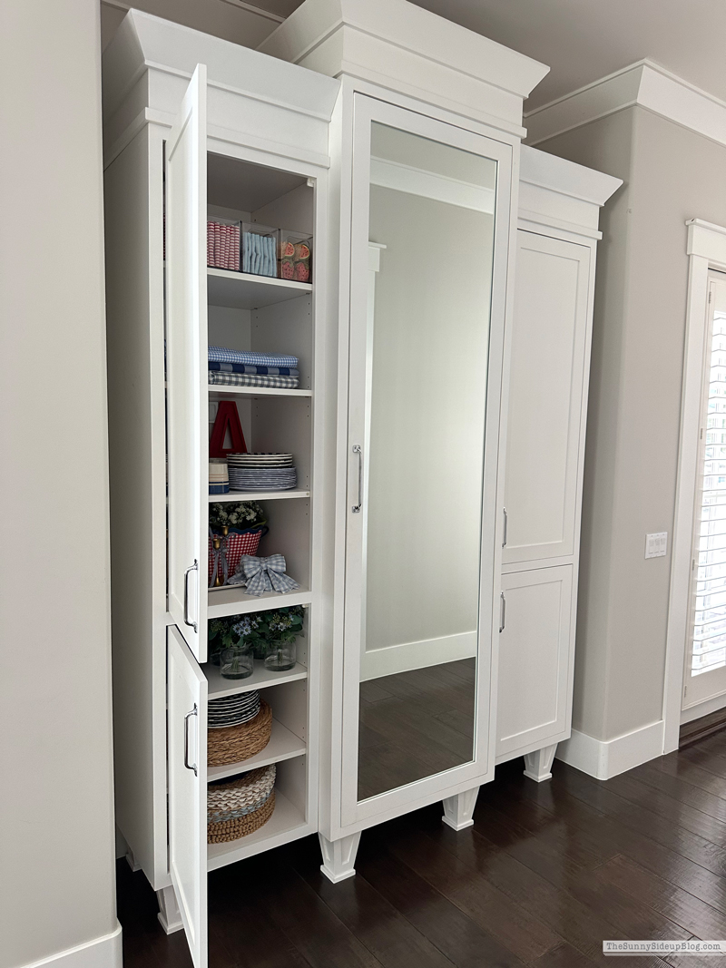 Organized Summer Decor (Sunny Side Up)