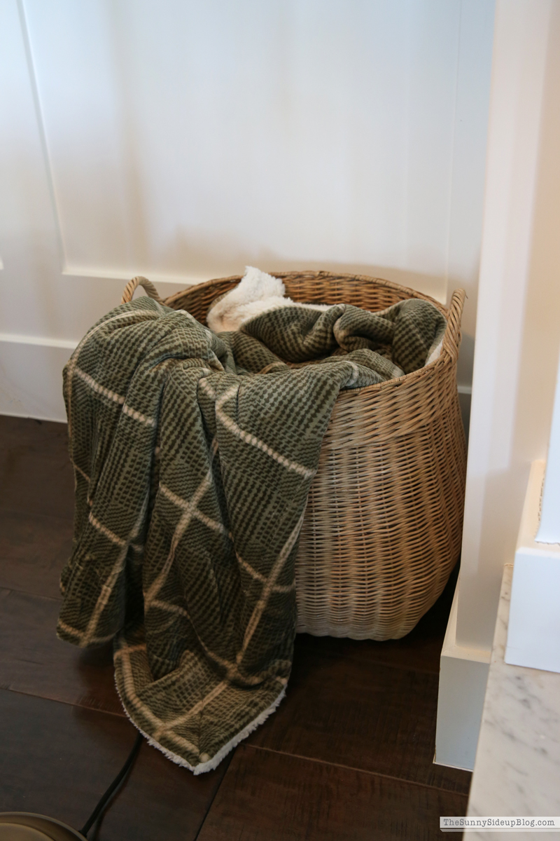 Cozy Fall Mantel (Sunny Side Up)