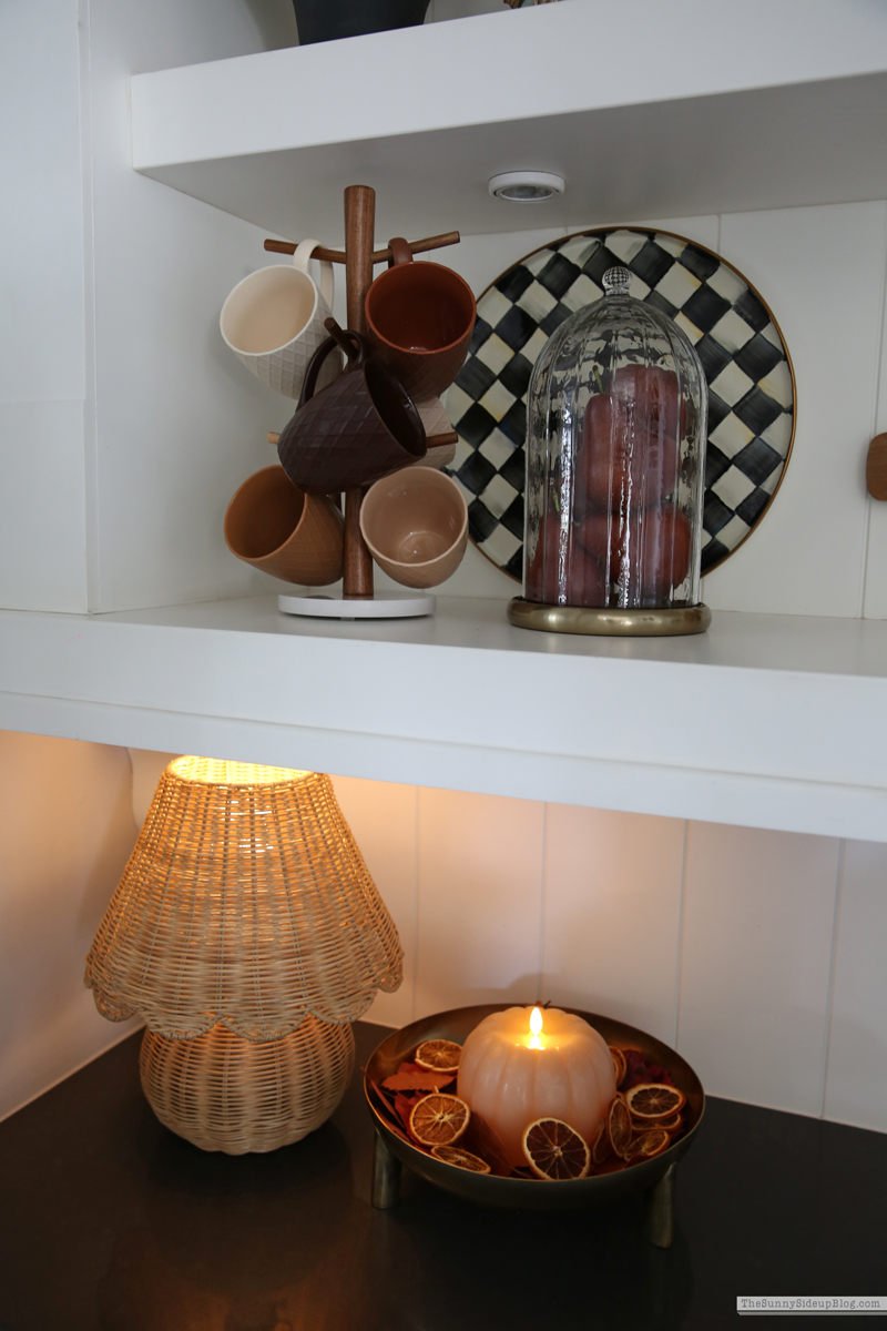 A touch of Fall in the kitchen (Sunny Side Up)