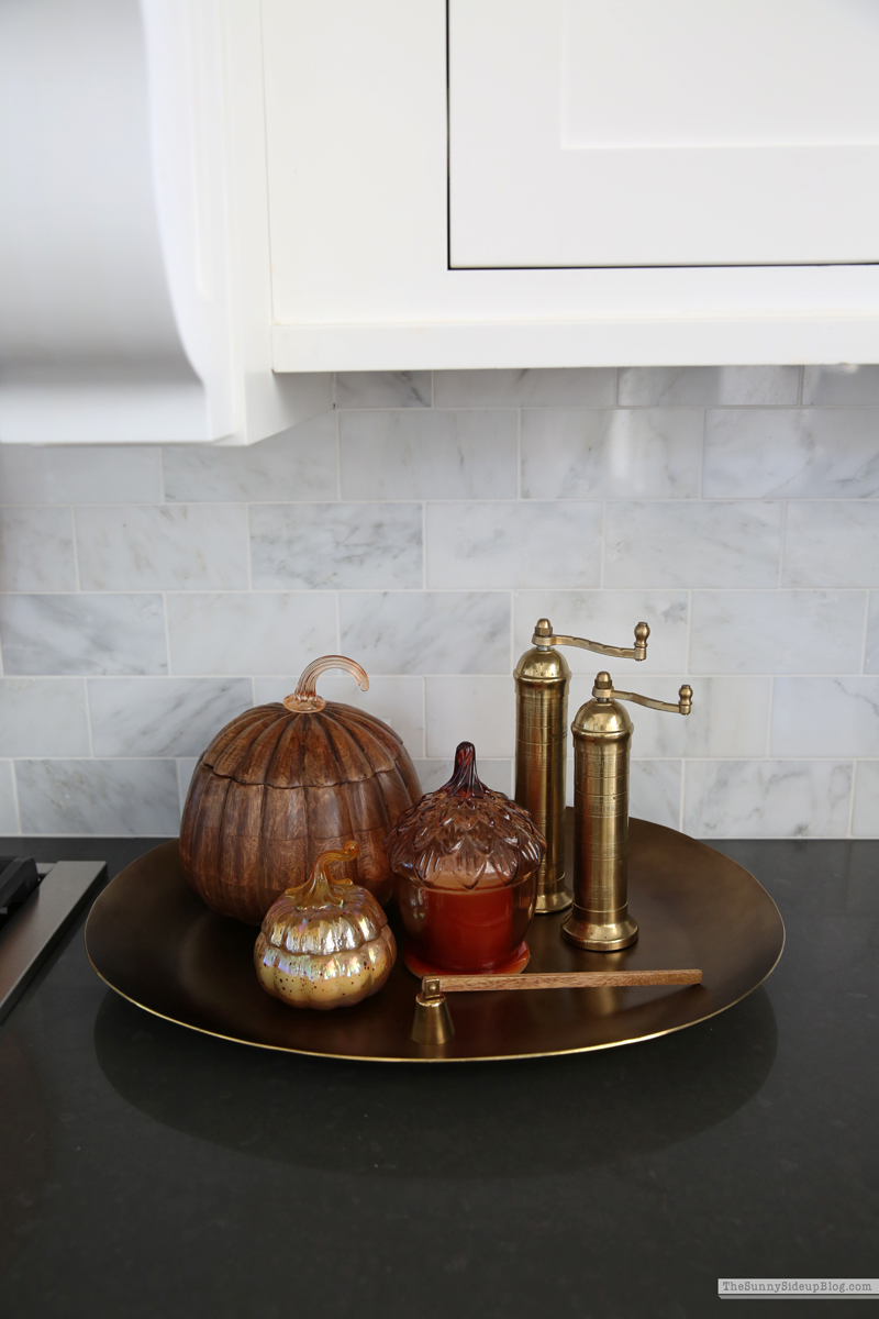 A touch of Fall in the kitchen (Sunny Side Up)